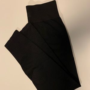 Victoria’s Secret Pink Yoga workout pants